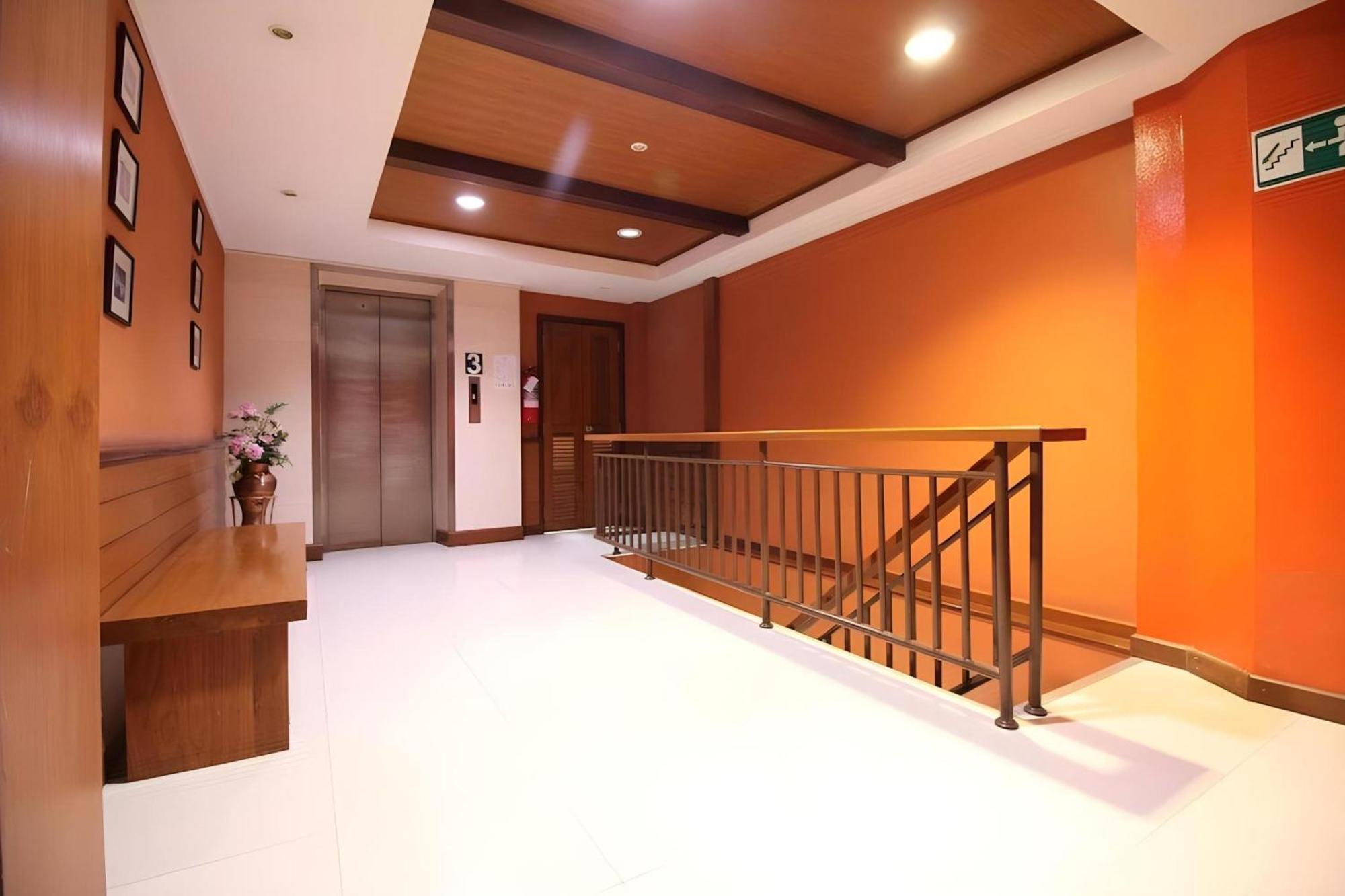 Pannee Lodge Khaosan - Sha Plus Bangkok Exteriér fotografie